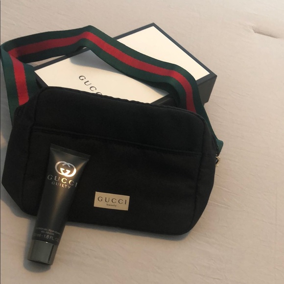 Gucci Other - Gucci Black makeup Bag New